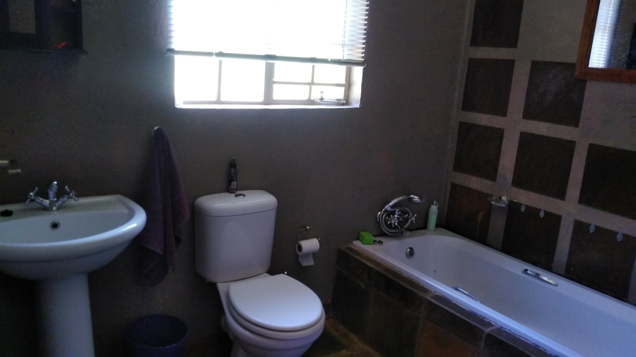 3 Bedroom Property for Sale in Potchefstroom Rural North West